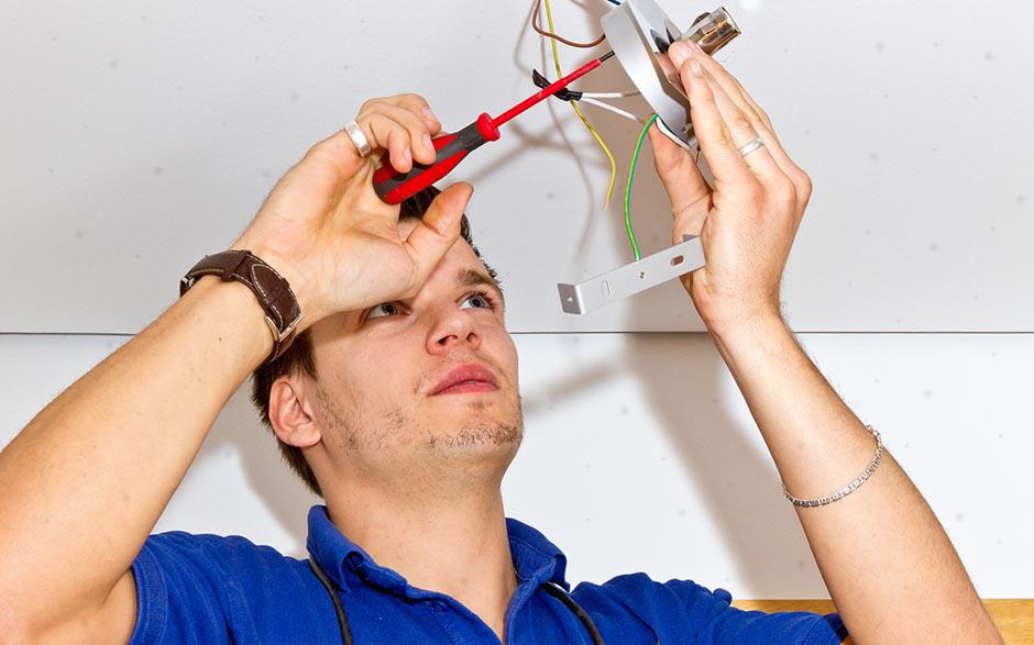 électricien en bâtiment Courbevoie